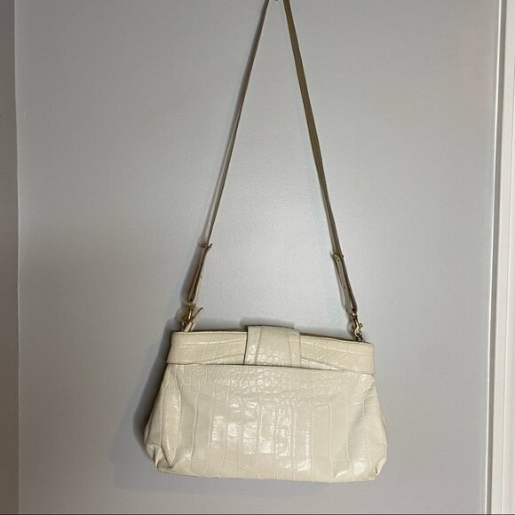 Brahmin Vintage Croc Embossed White Leather Shoulder Bag - Picture 5 of 7
